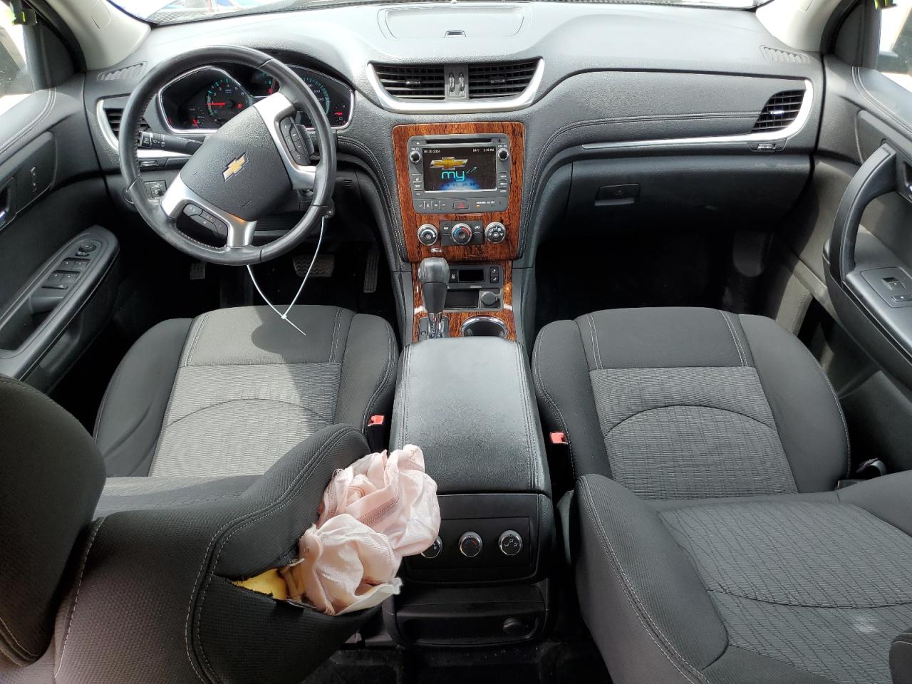 1GNKRGKD4DJ117207 2013 Chevrolet Traverse Lt