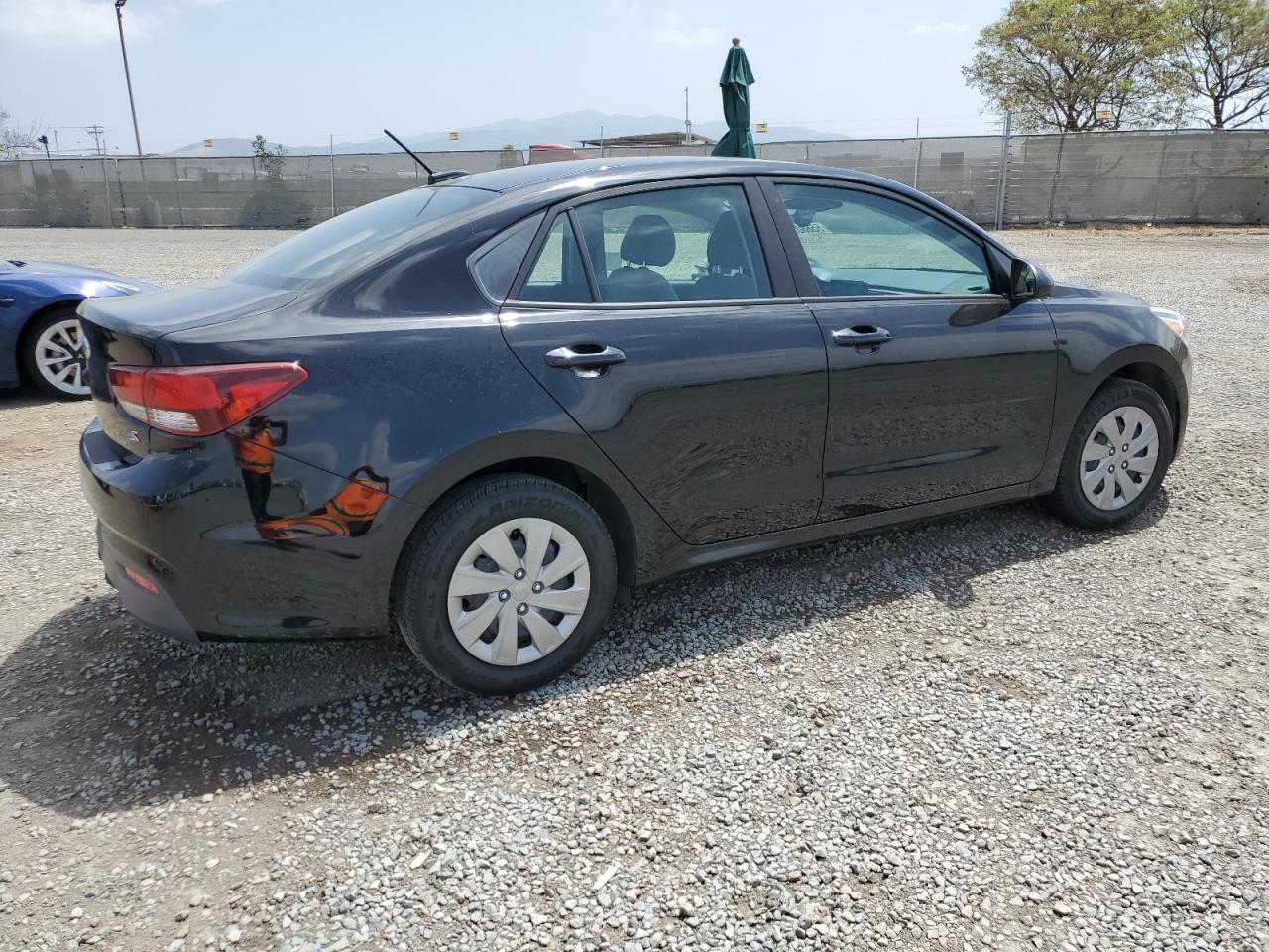 3KPA24AB3KE178596 2019 Kia Rio S