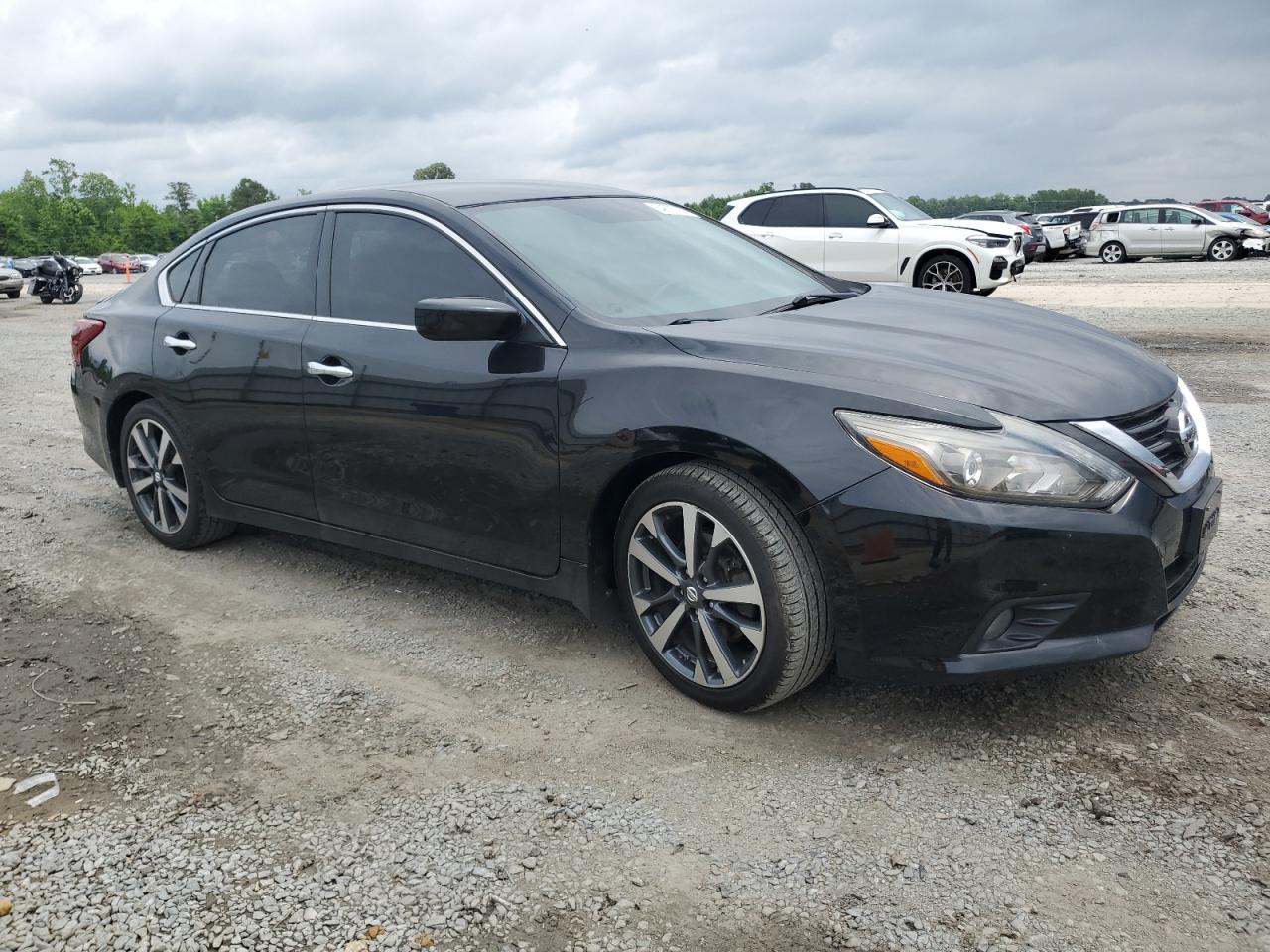 1N4AL3AP1HC156928 2017 Nissan Altima 2.5