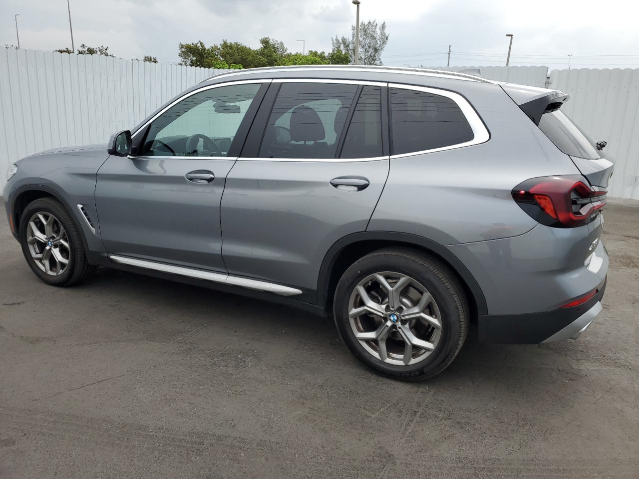 2024 BMW X3 Sdrive30I vin: 5UX43DP09R9V03779