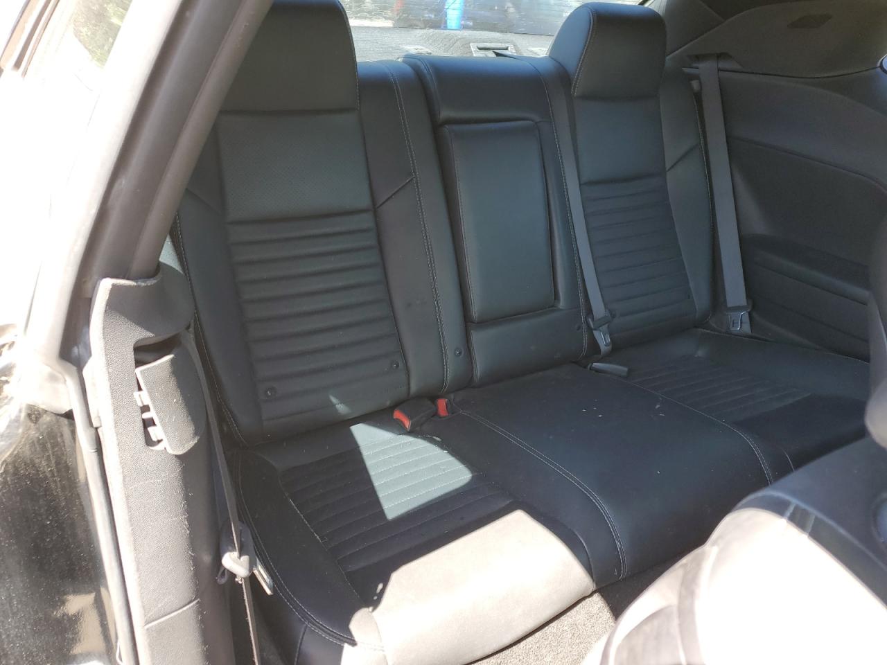 2C3CDYAG2CH105039 2012 Dodge Challenger Sxt