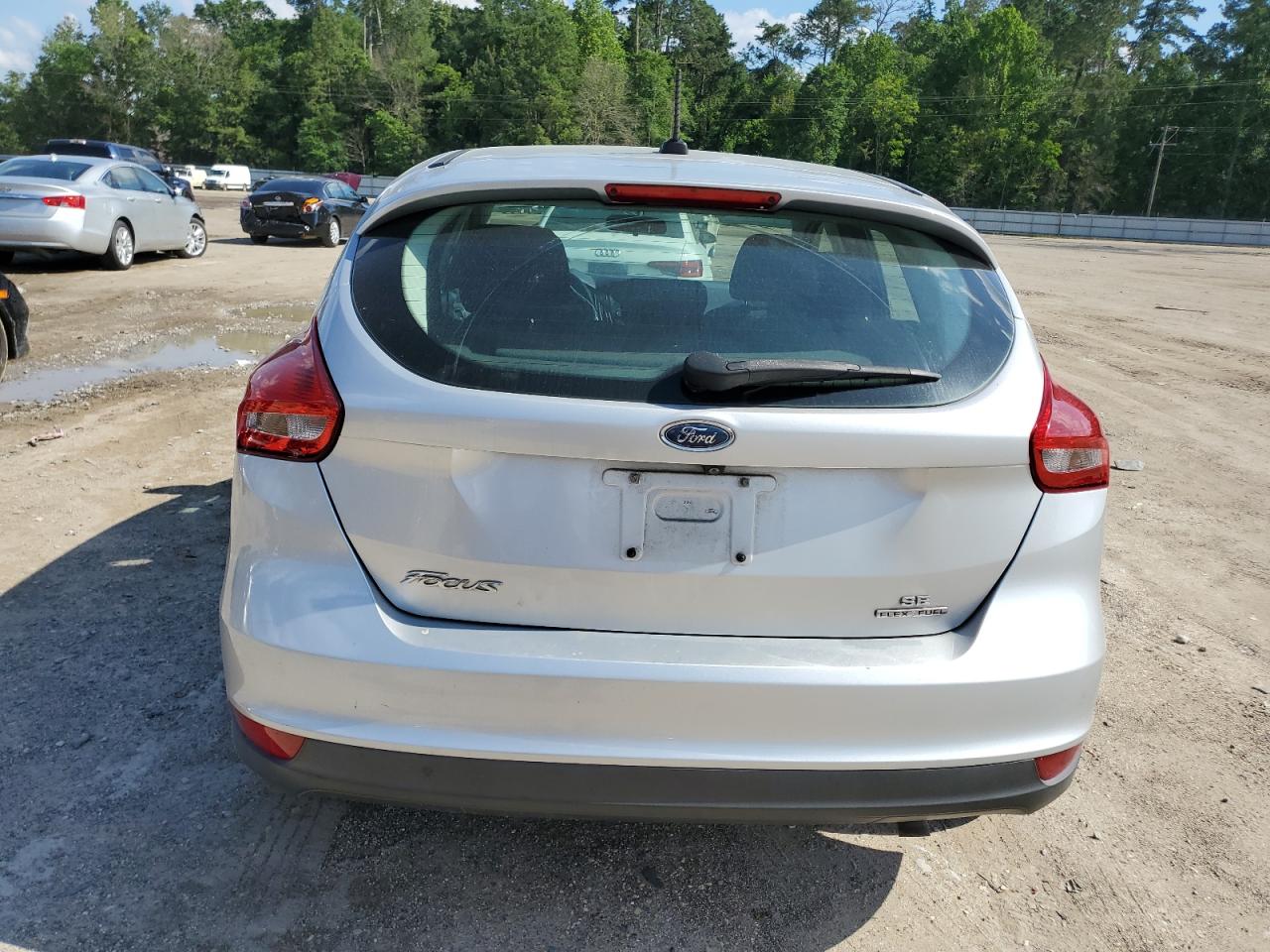 1FADP3K21FL223724 2015 Ford Focus Se