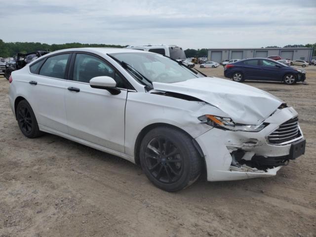 3FA6P0HD0LR201288 Ford Fusion SE 4