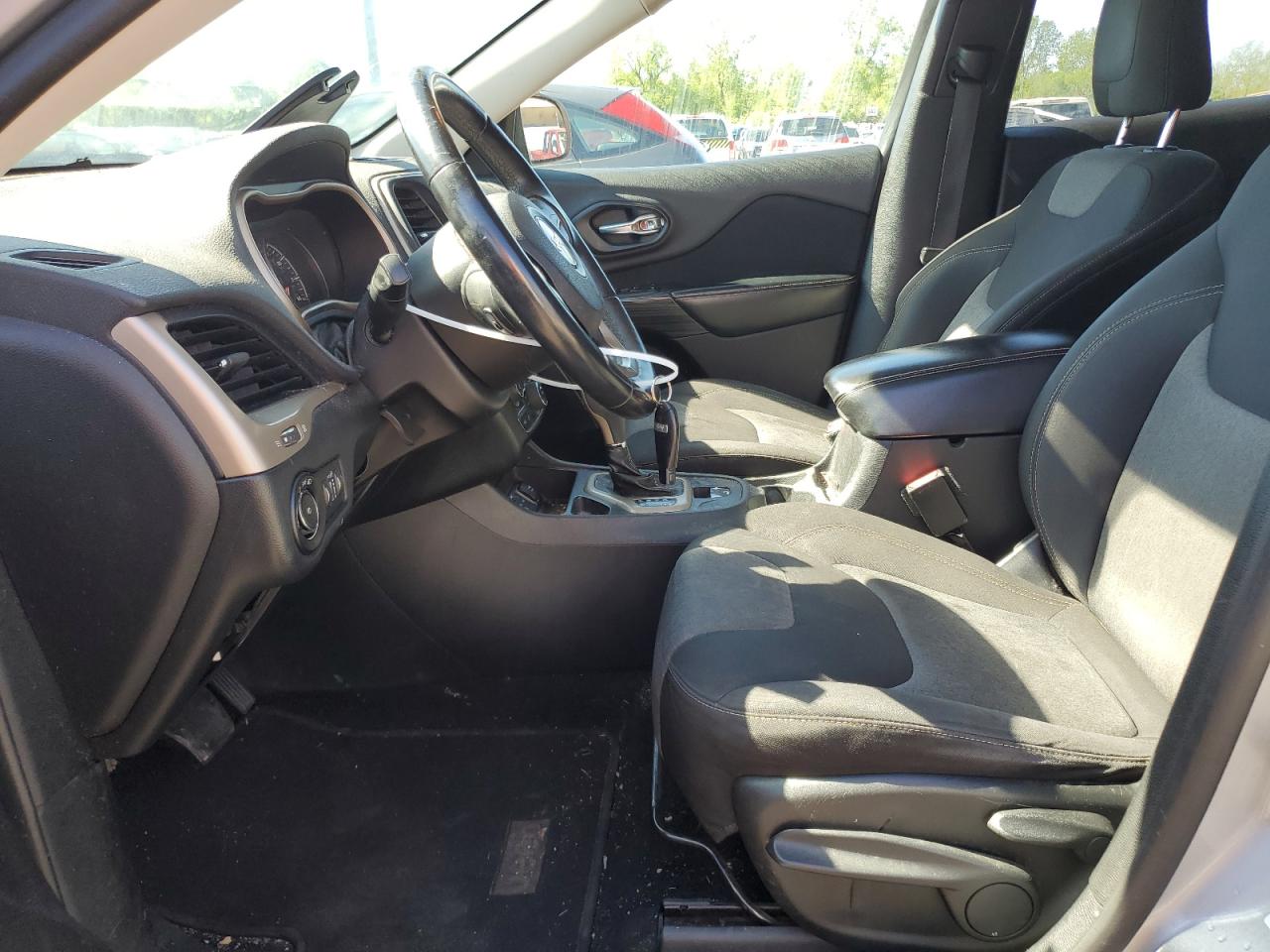 1C4PJLCS6EW102479 2014 Jeep Cherokee Latitude