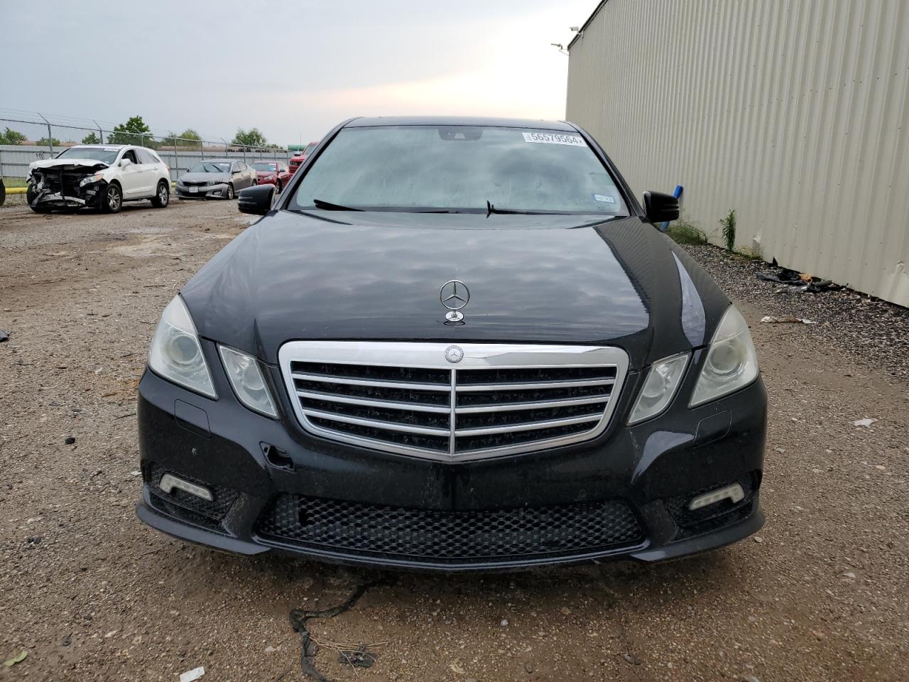 WDDHF7CB2BA502275 2011 Mercedes-Benz E 550