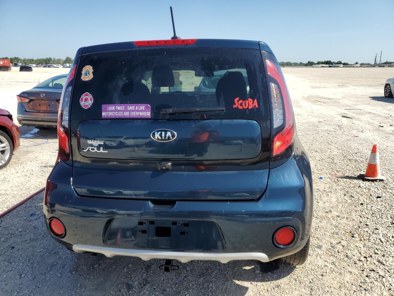 KNDJP3A55K7640324 2019 Kia Soul +