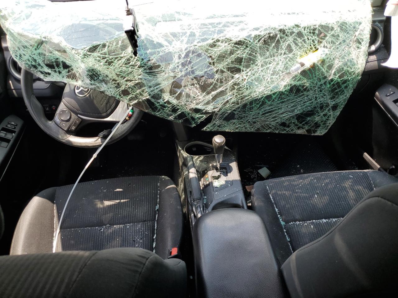 2T3ZFREV7HW321555 2017 Toyota Rav4 Le