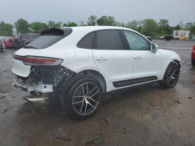 VIN WP1AA2A5XNLB11070 2022 Porsche Macan no.3