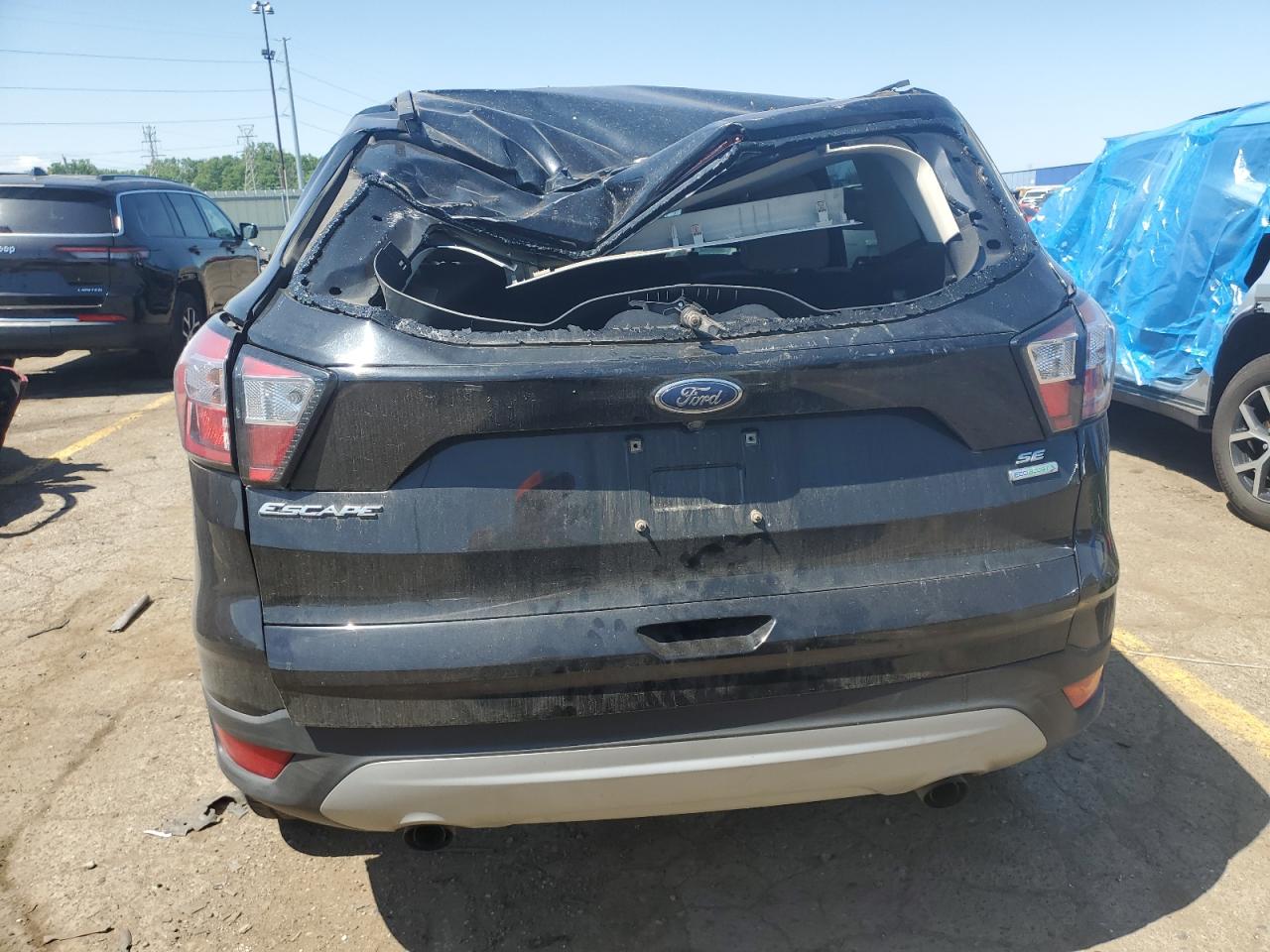 1FMCU0GD7HUD51546 2017 Ford Escape Se