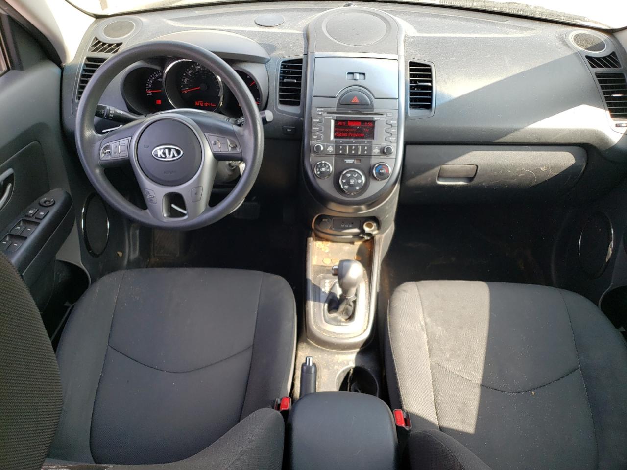 KNDJT2A27B7708084 2011 Kia Soul +