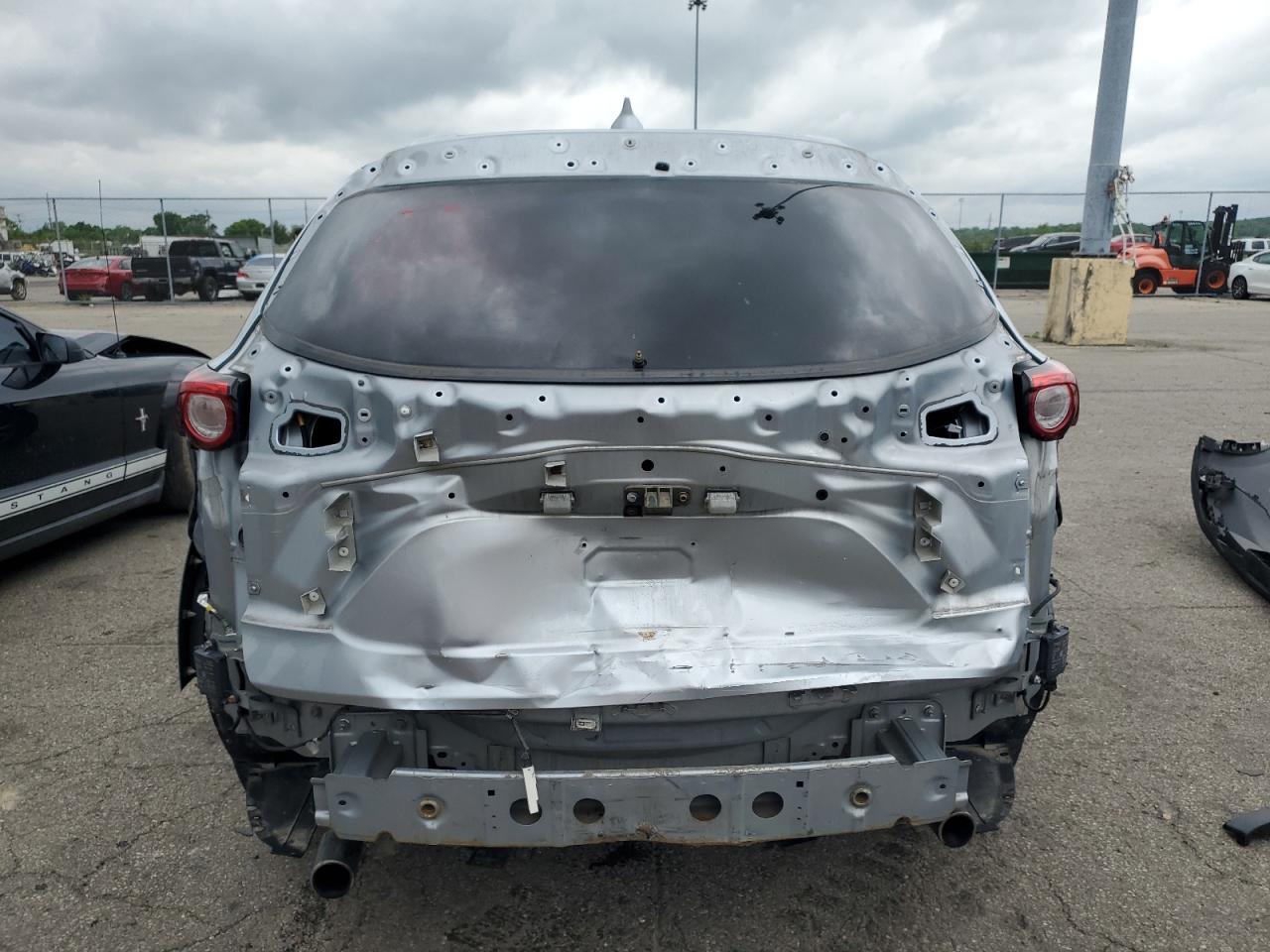 JM3TCBCY2J0222940 2018 Mazda Cx-9 Touring