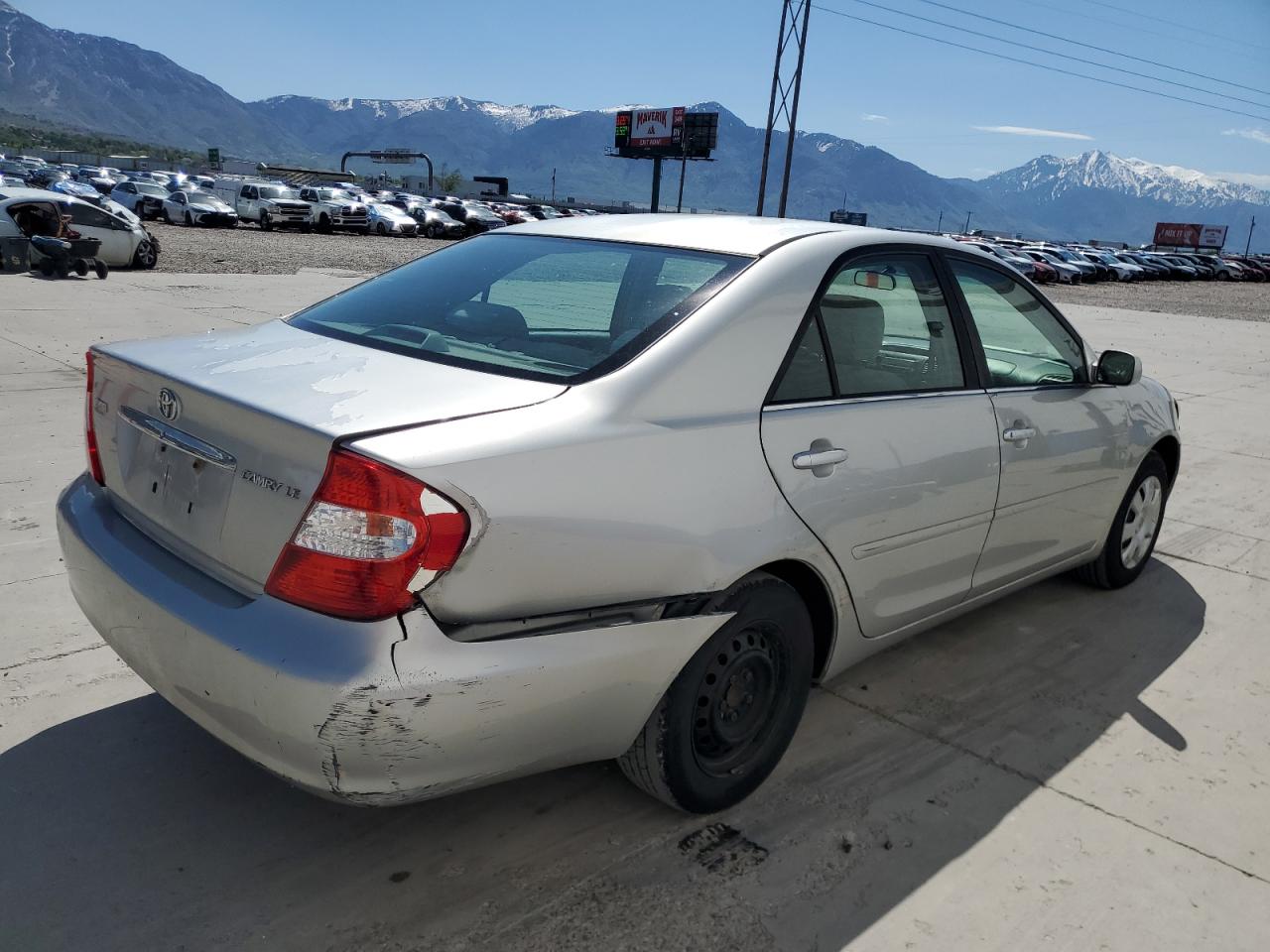 4T1BE32K44U851223 2004 Toyota Camry Le