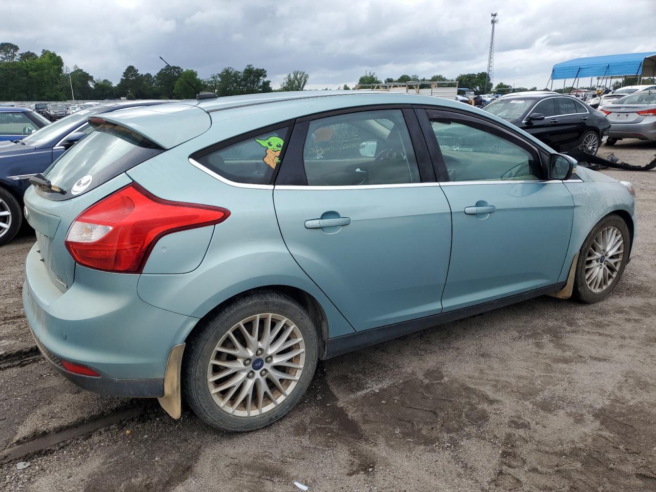 1FAHP3M2XCL381683 2012 Ford Focus Sel