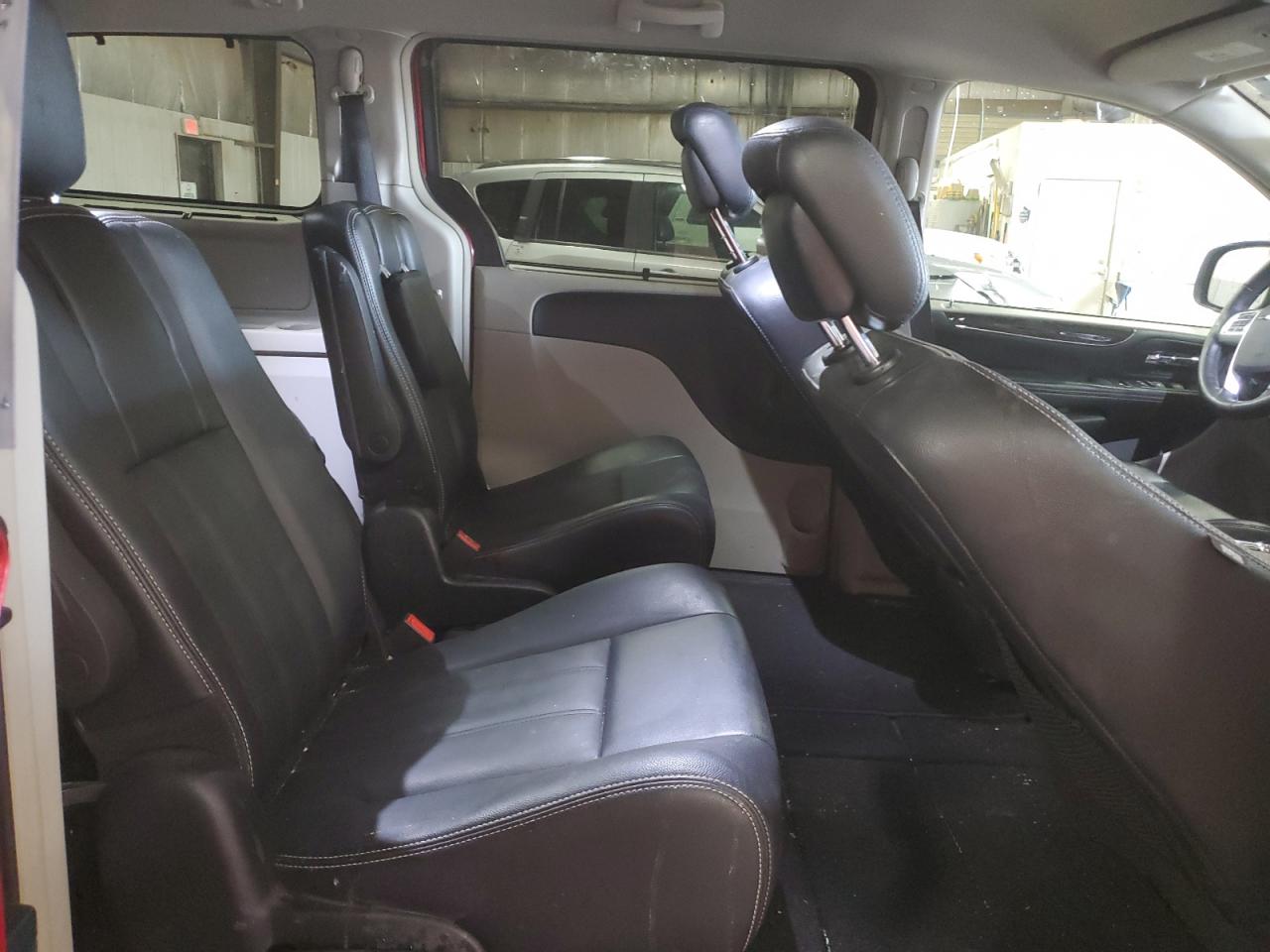 2C4RC1BG2GR189412 2016 Chrysler Town & Country Touring