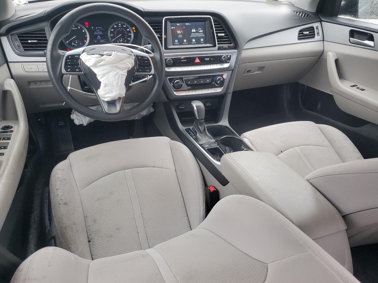 5NPE24AF8KH744459 2019 Hyundai Sonata Se