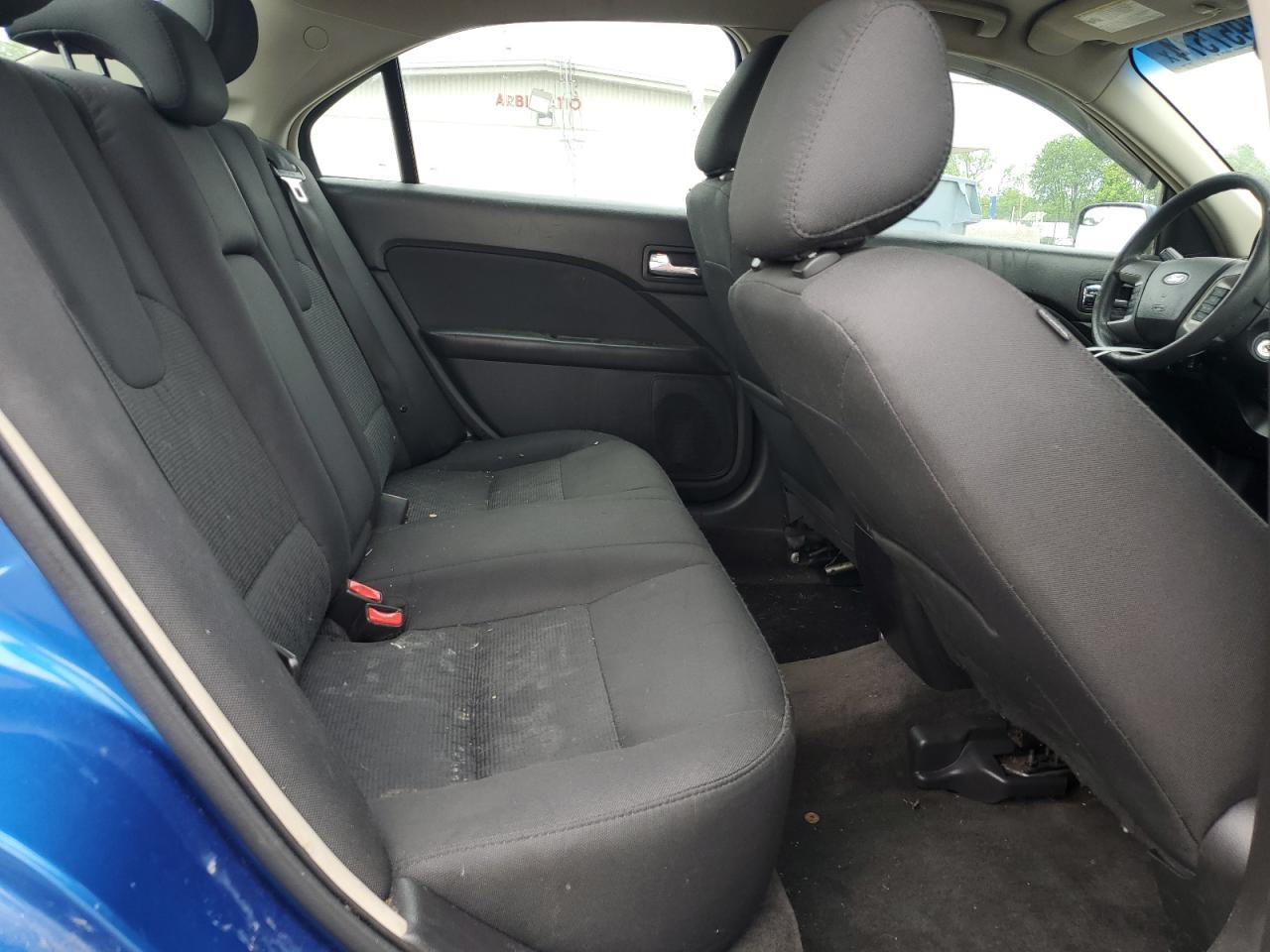 3FAHP0HA0BR213924 2011 Ford Fusion Se