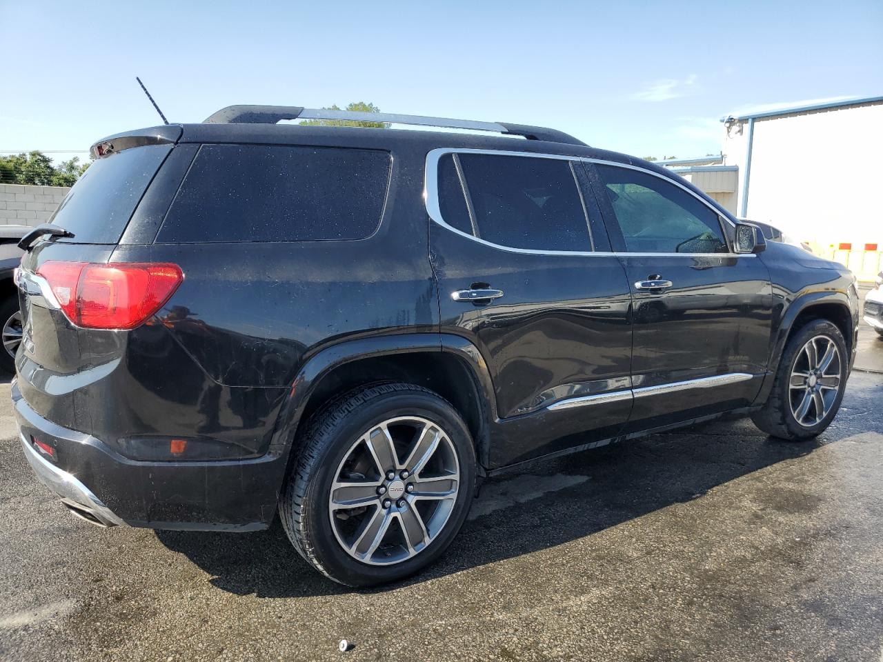 1GKKNPLS8HZ205366 2017 GMC Acadia Denali