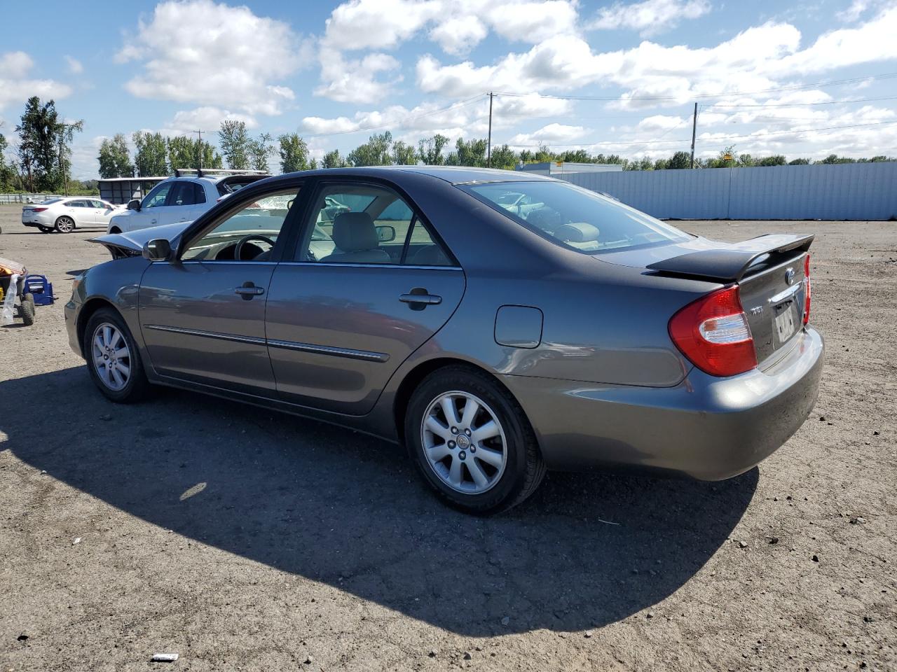 JTDBF30K030121285 2003 Toyota Camry Le