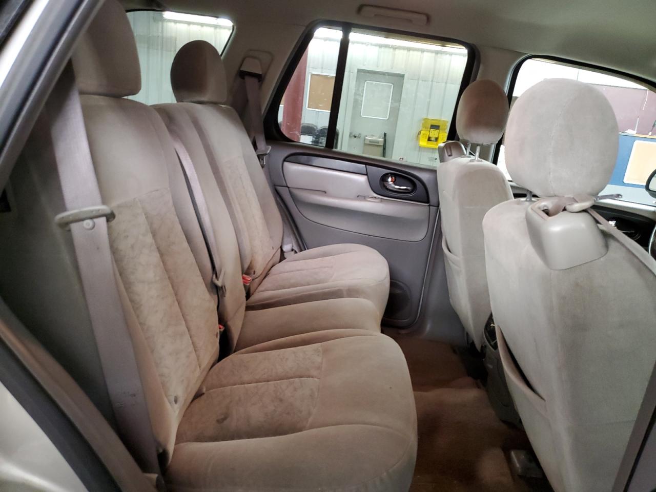 1GKDT13S352339704 2005 GMC Envoy