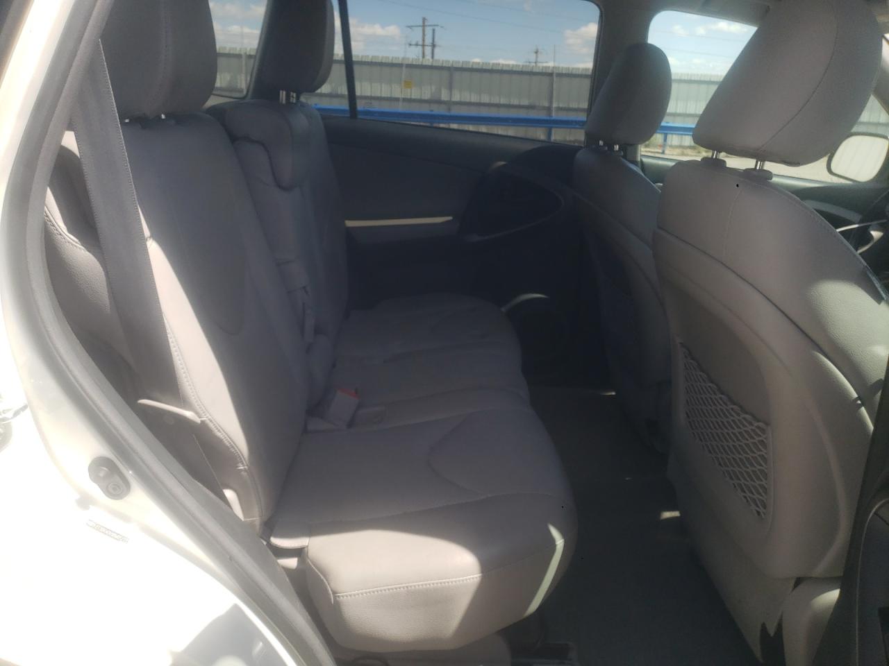 2T3DK4DV9BW057773 2011 Toyota Rav4 Limited