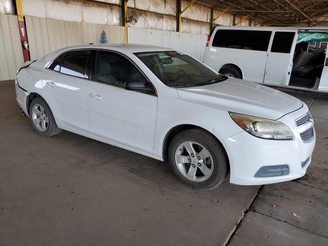 2013 Chevrolet Malibu Ls vin: 1G11B5SA8DF339778