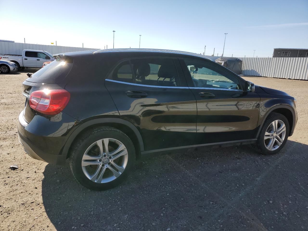 WDCTG4GB7HJ295220 2017 Mercedes-Benz Gla 250 4Matic