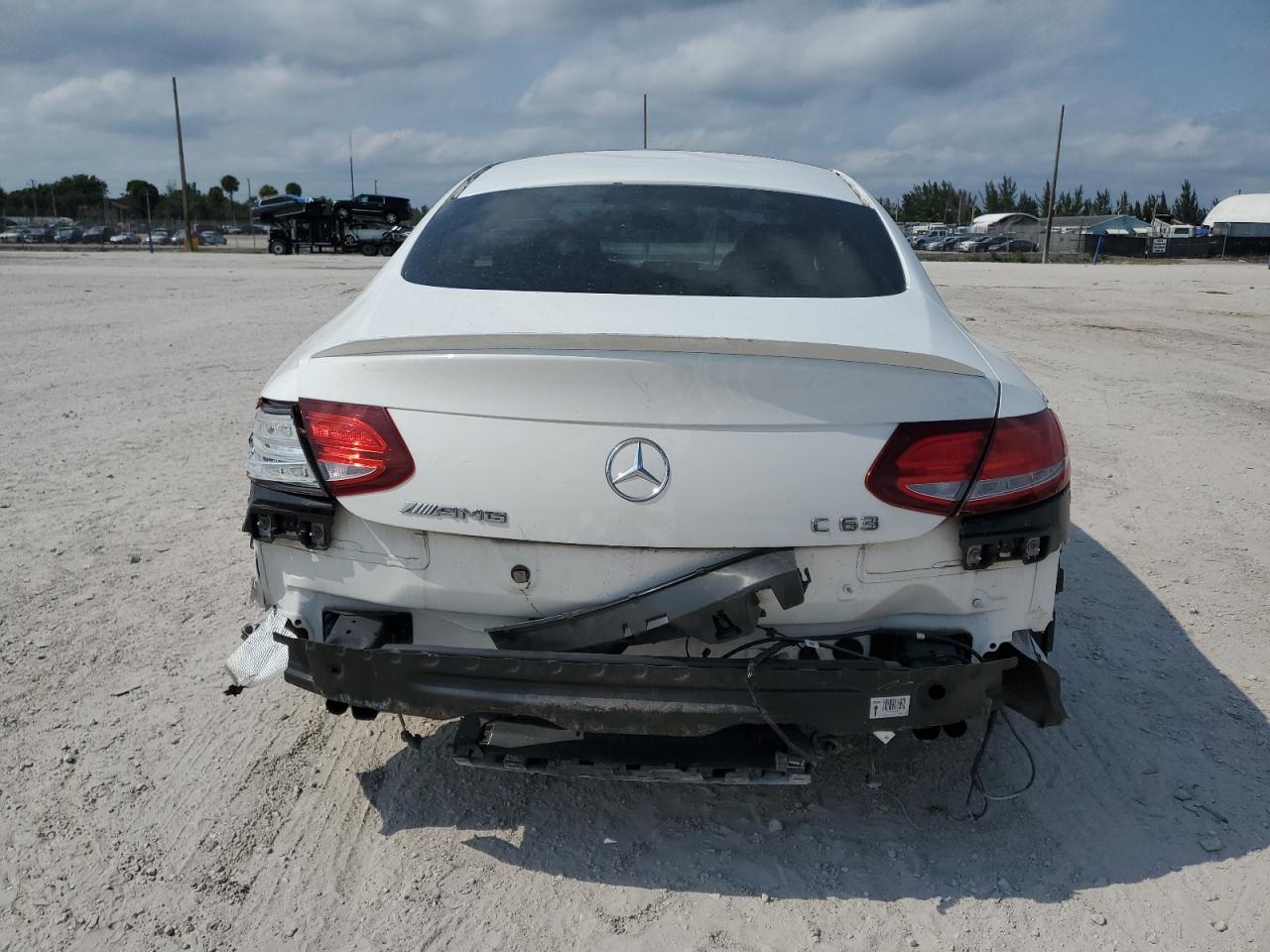 WDDWJ8GB2HF490145 2017 Mercedes-Benz C 63 Amg