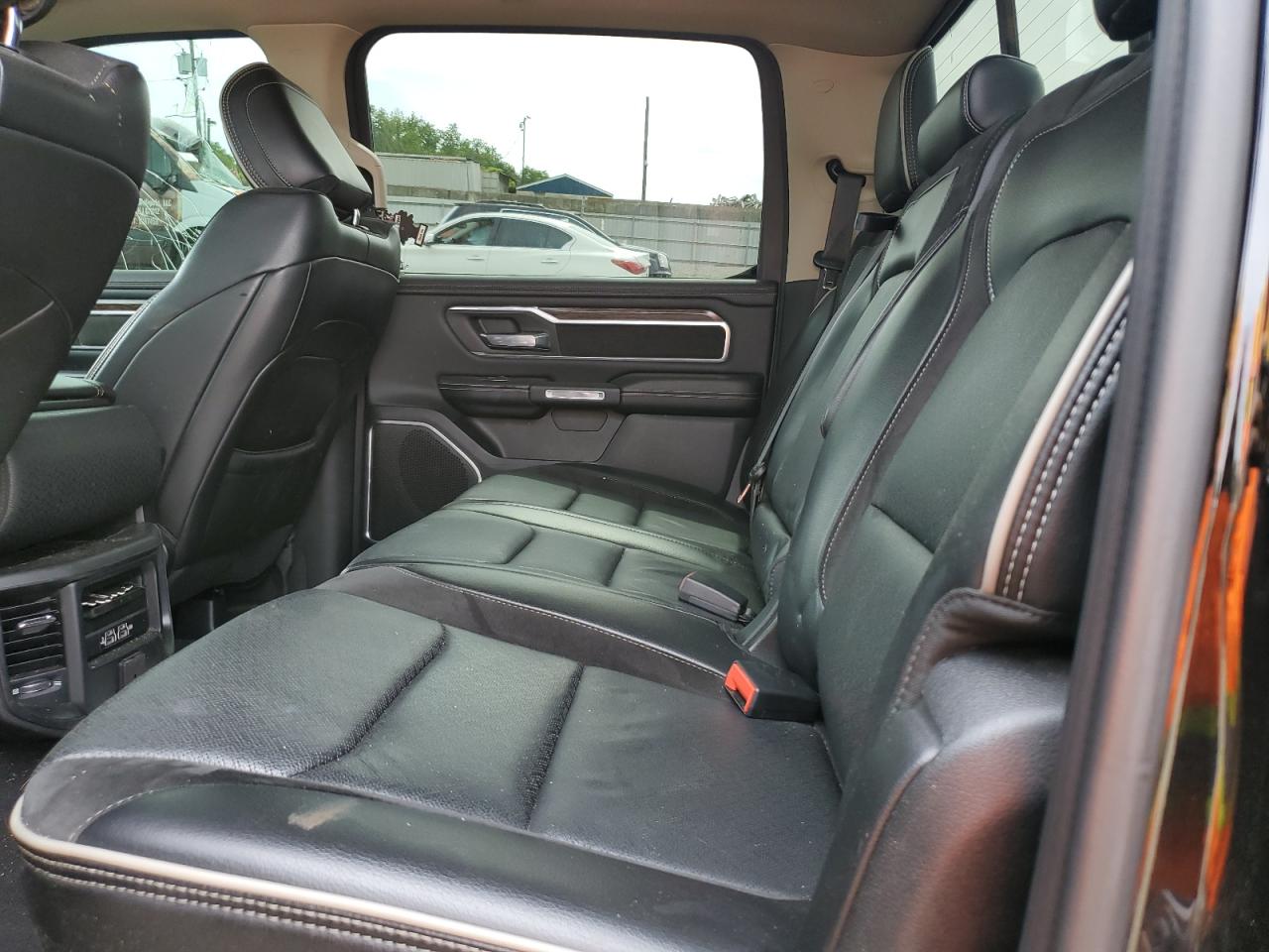 1C6SRFJT4KN504381 2019 Ram 1500 Laramie