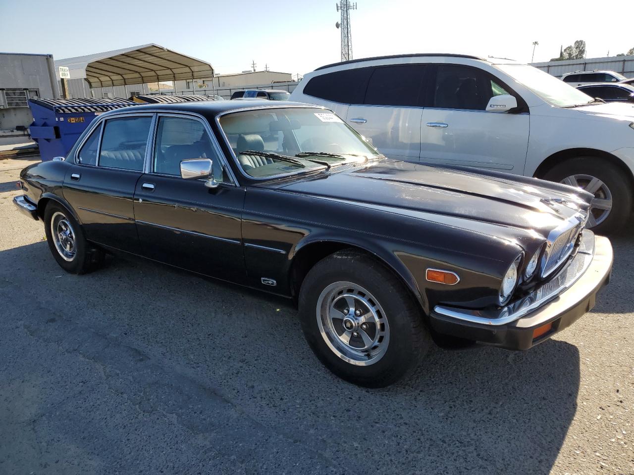 SAJAV1349HC475751 1987 Jaguar Xj6