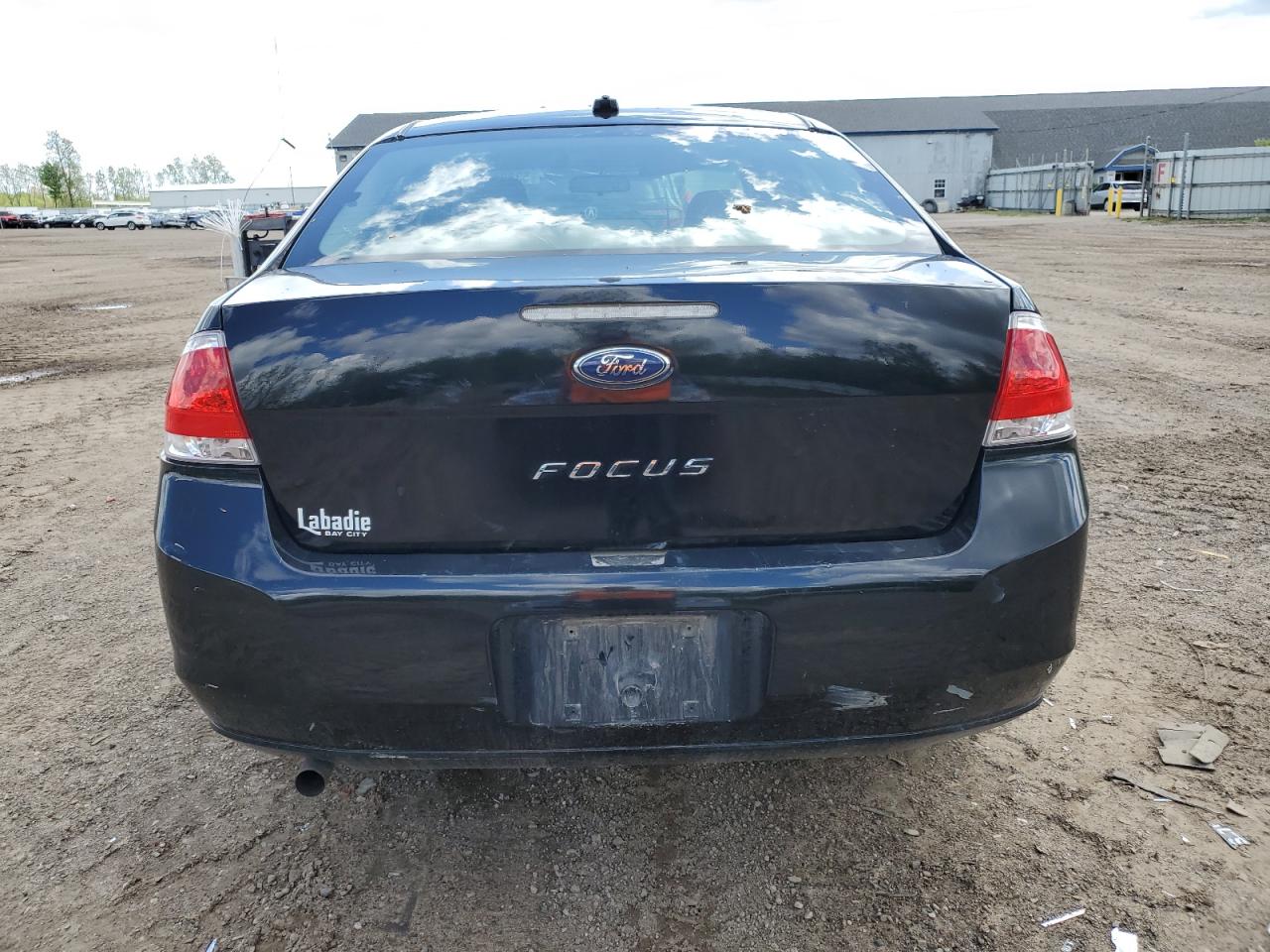 1FAHP3EN7AW156805 2010 Ford Focus S