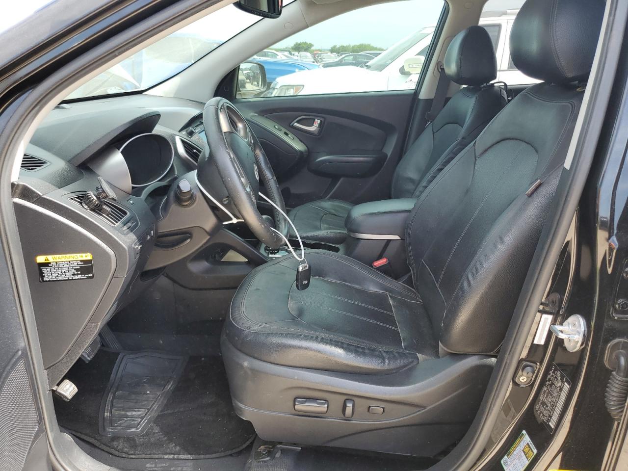 KM8JU3AC2DU564715 2013 Hyundai Tucson Gls