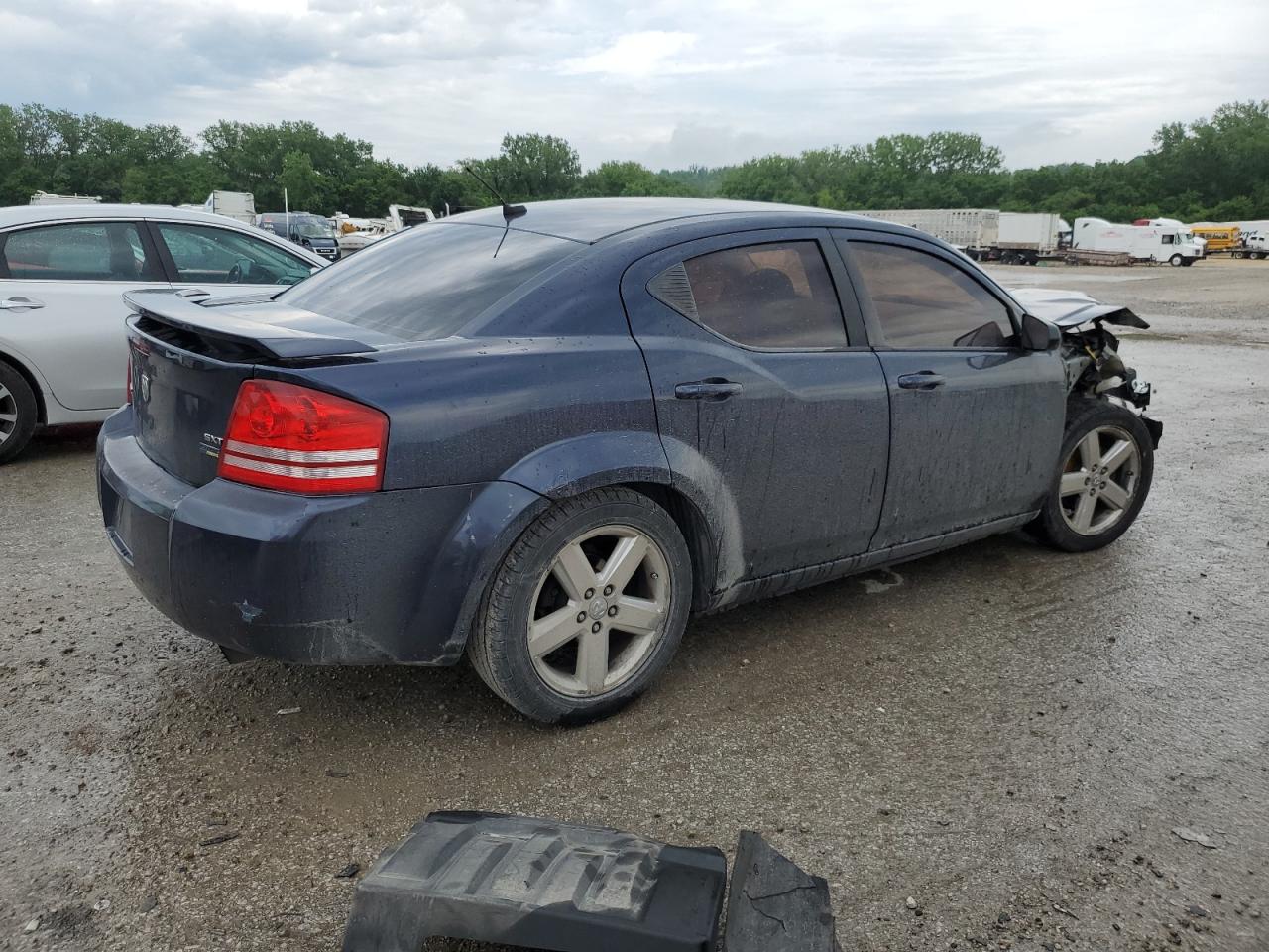 1B3LC56R68N571628 2008 Dodge Avenger Sxt