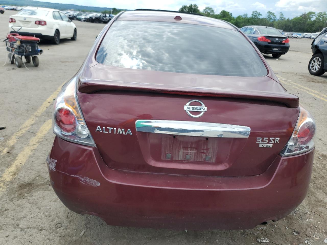 NISSAN ALTIMA SR