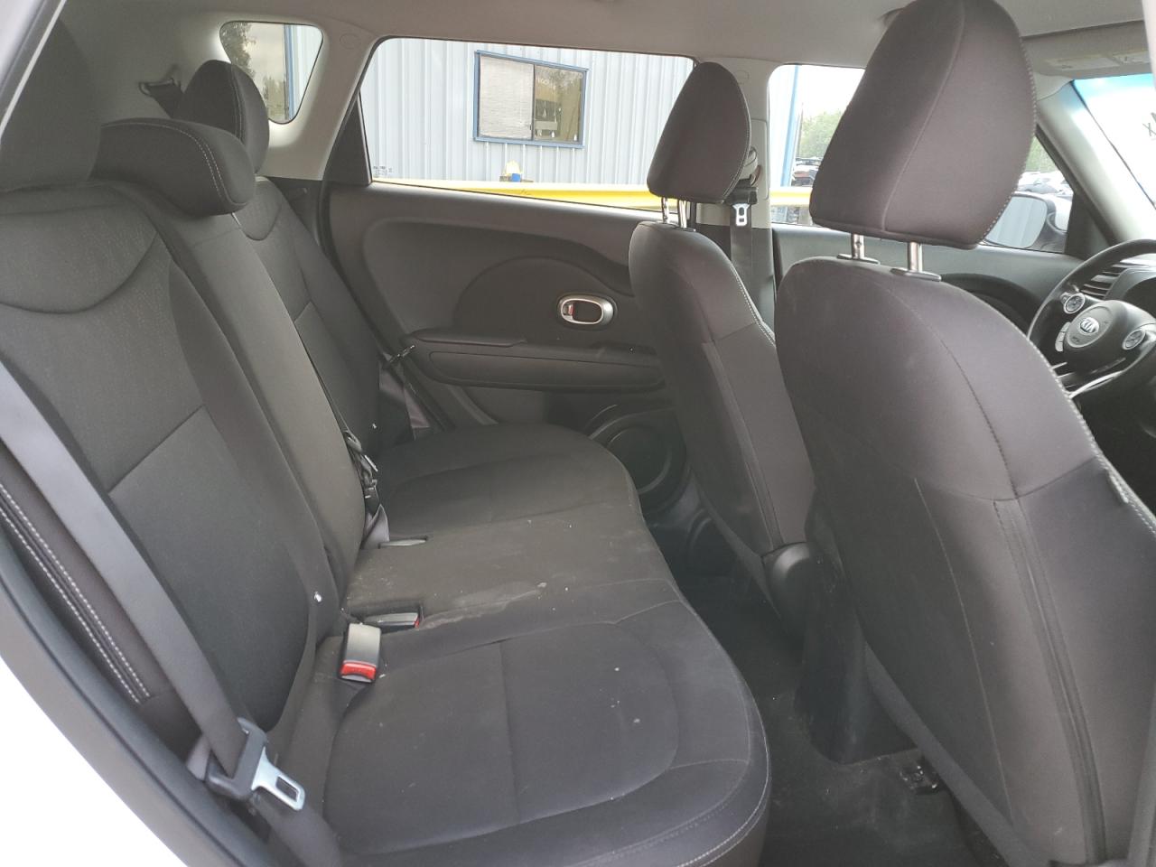 KNDJN2A22F7215770 2015 Kia Soul