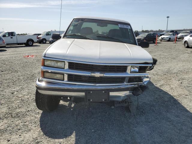 2000 Chevrolet Gmt-400 K2500 VIN: 1GCGK23J7YF504126 Lot: 53397334