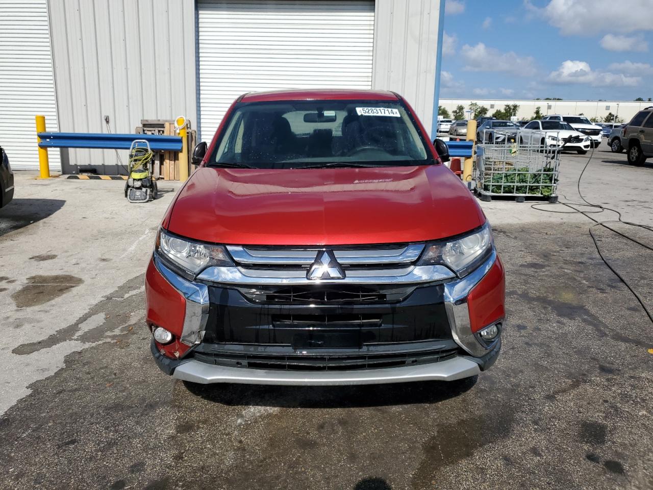 2018 Mitsubishi Outlander Es vin: JA4AD2A38JZ027404