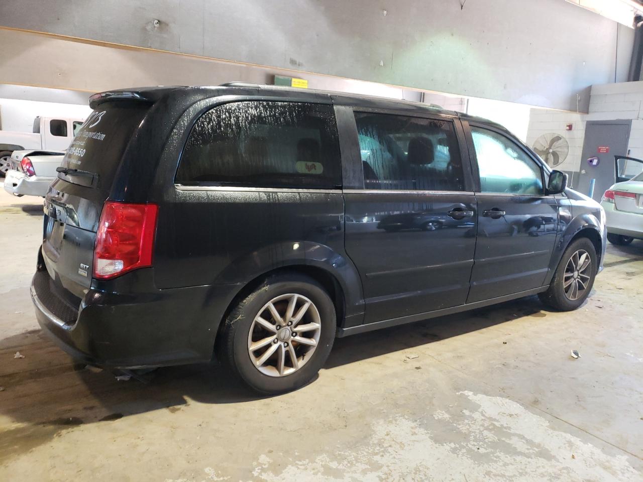 2C4RDGCG4HR790045 2017 Dodge Grand Caravan Sxt