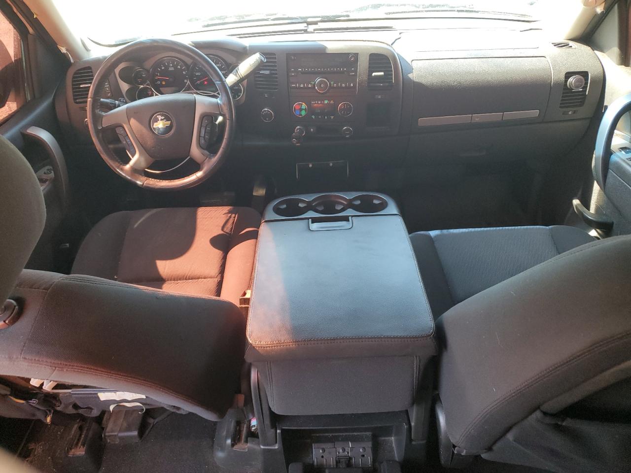 3GCPKSE38BG208018 2011 Chevrolet Silverado K1500 Lt