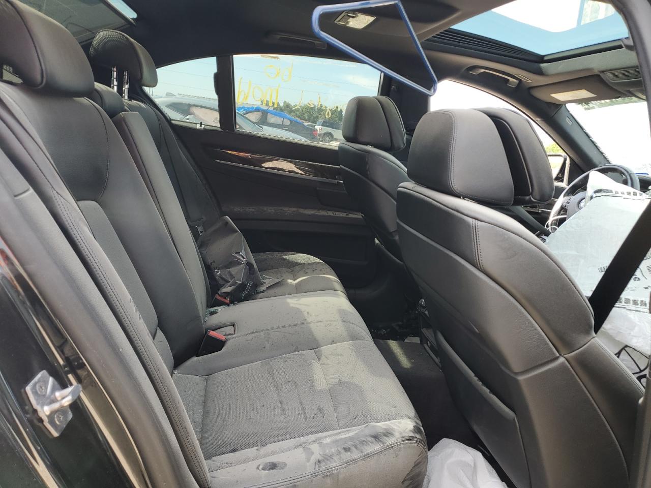 WBAKA8C54CCY37619 2012 BMW 750 I