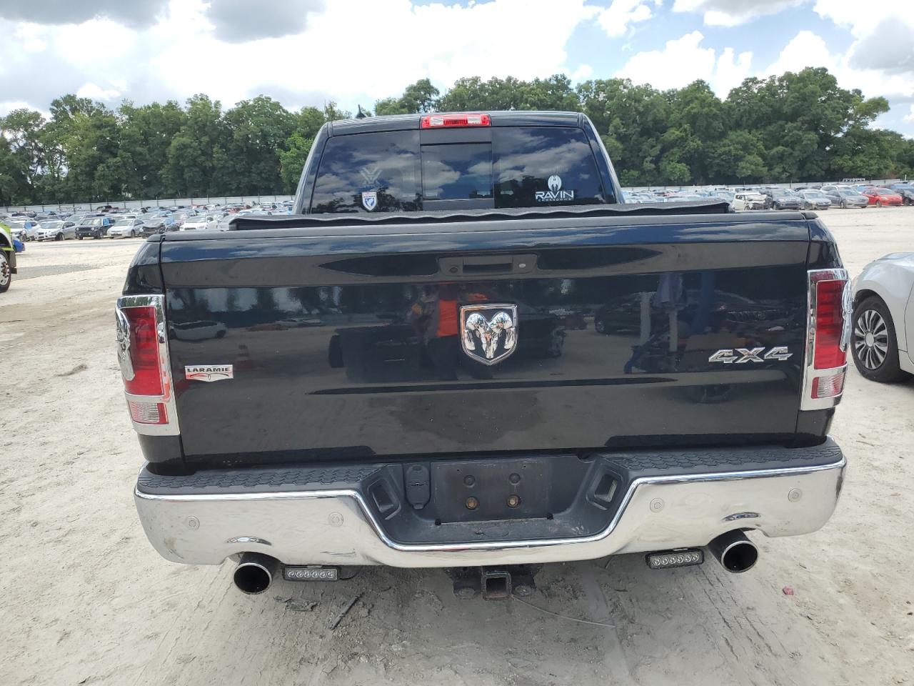 1C6RR7VM2FS628745 2015 Ram 1500 Laramie