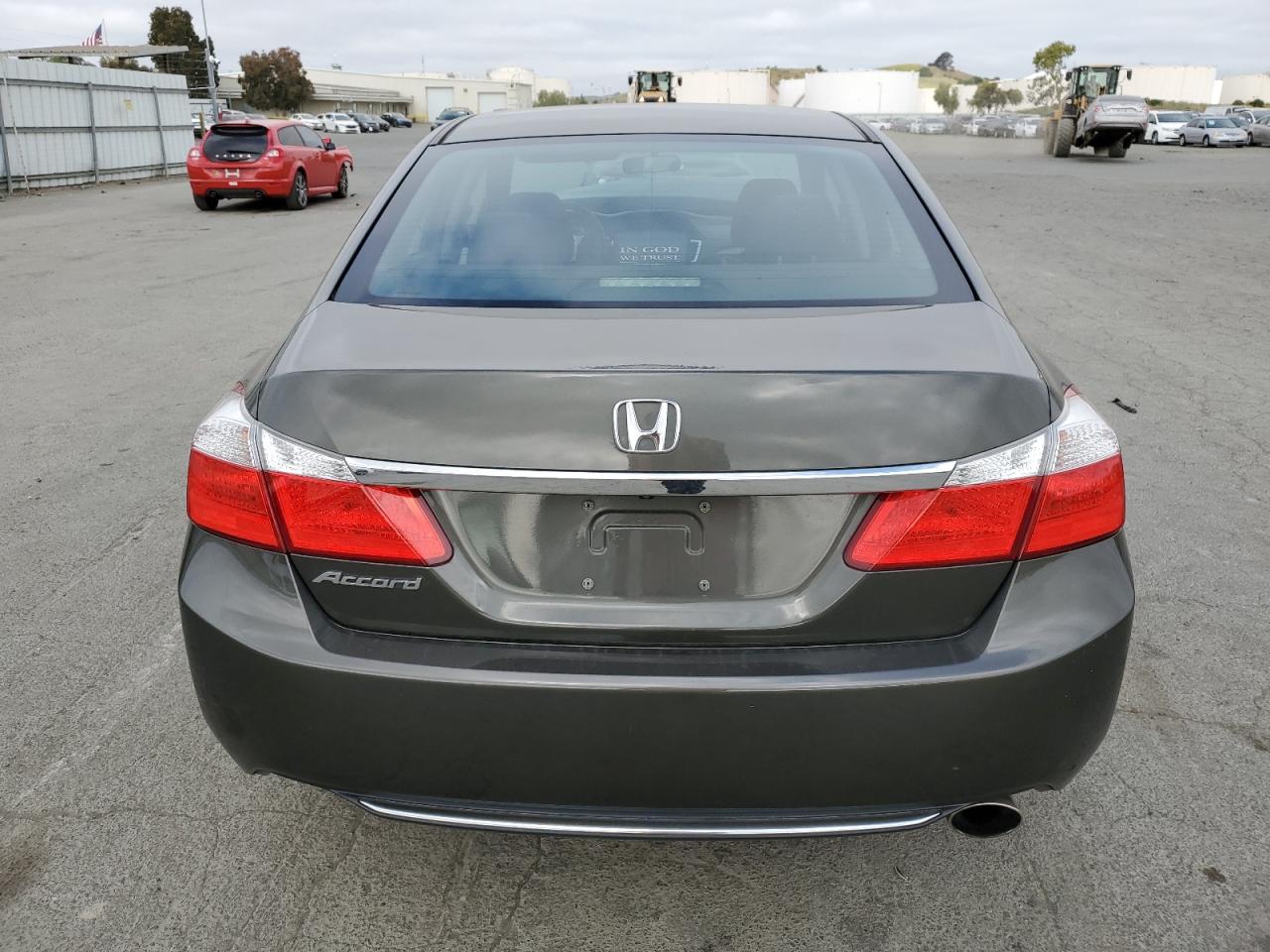 1HGCR2F3XEA215310 2014 Honda Accord Lx