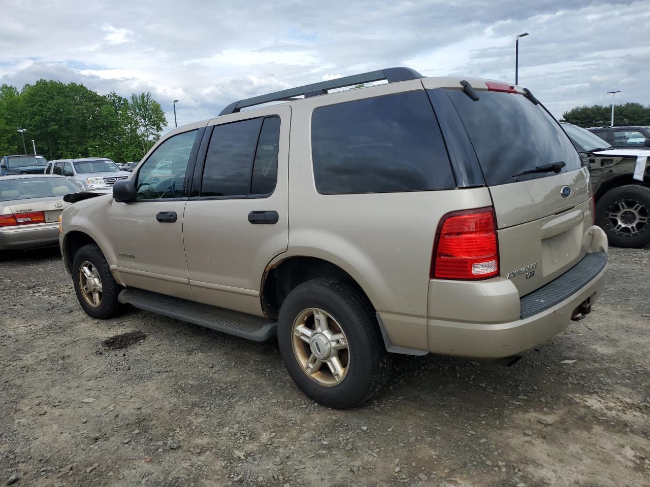 1FMZU73E85UB22547 2005 Ford Explorer Xlt