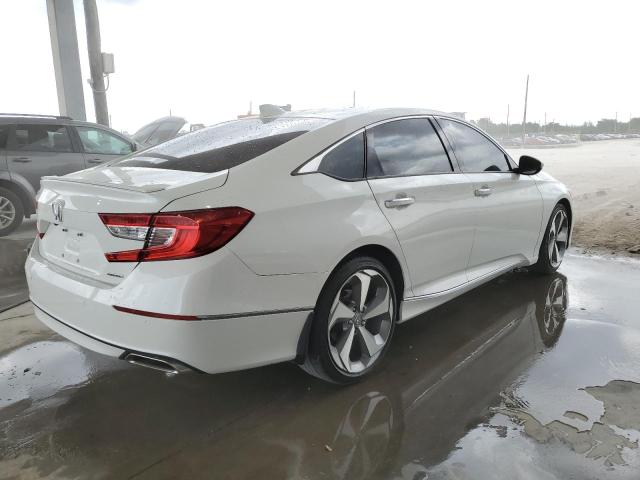 2018 Honda Accord Touring VIN: 1HGCV2F92JA015015 Lot: 55303154