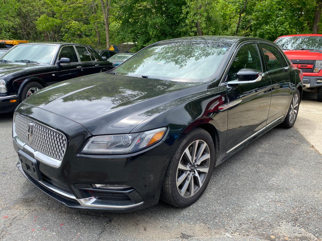 1LN6L9PK3J5601903 2018 Lincoln Continental Premiere