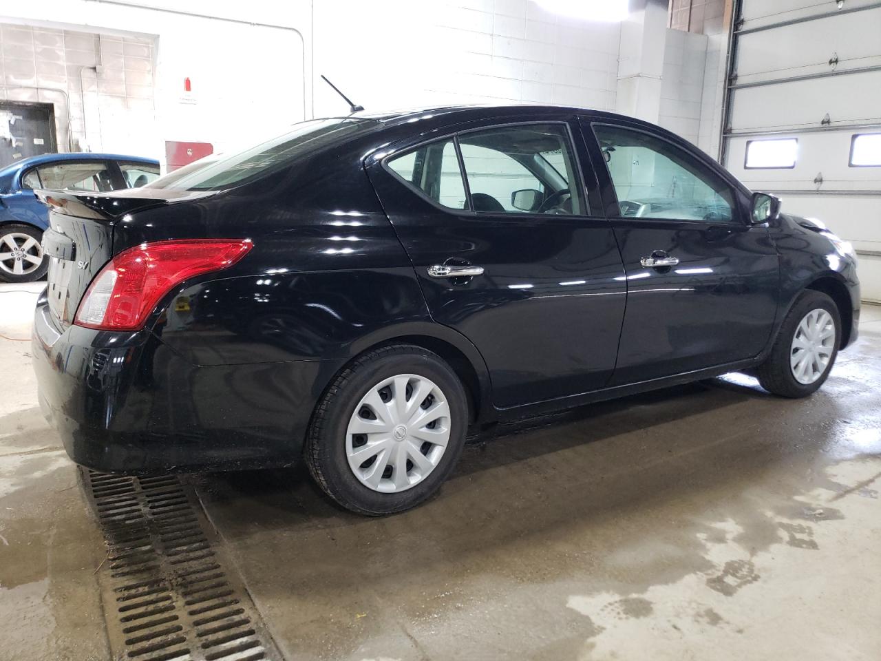 3N1CN7AP1KL878922 2019 Nissan Versa S