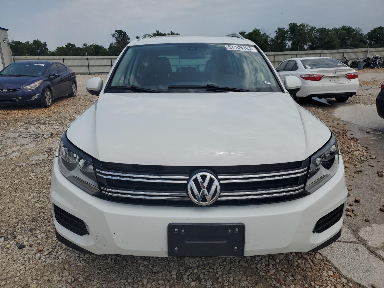 WVGRV7AX7HW507513 2017 Volkswagen Tiguan Wolfsburg