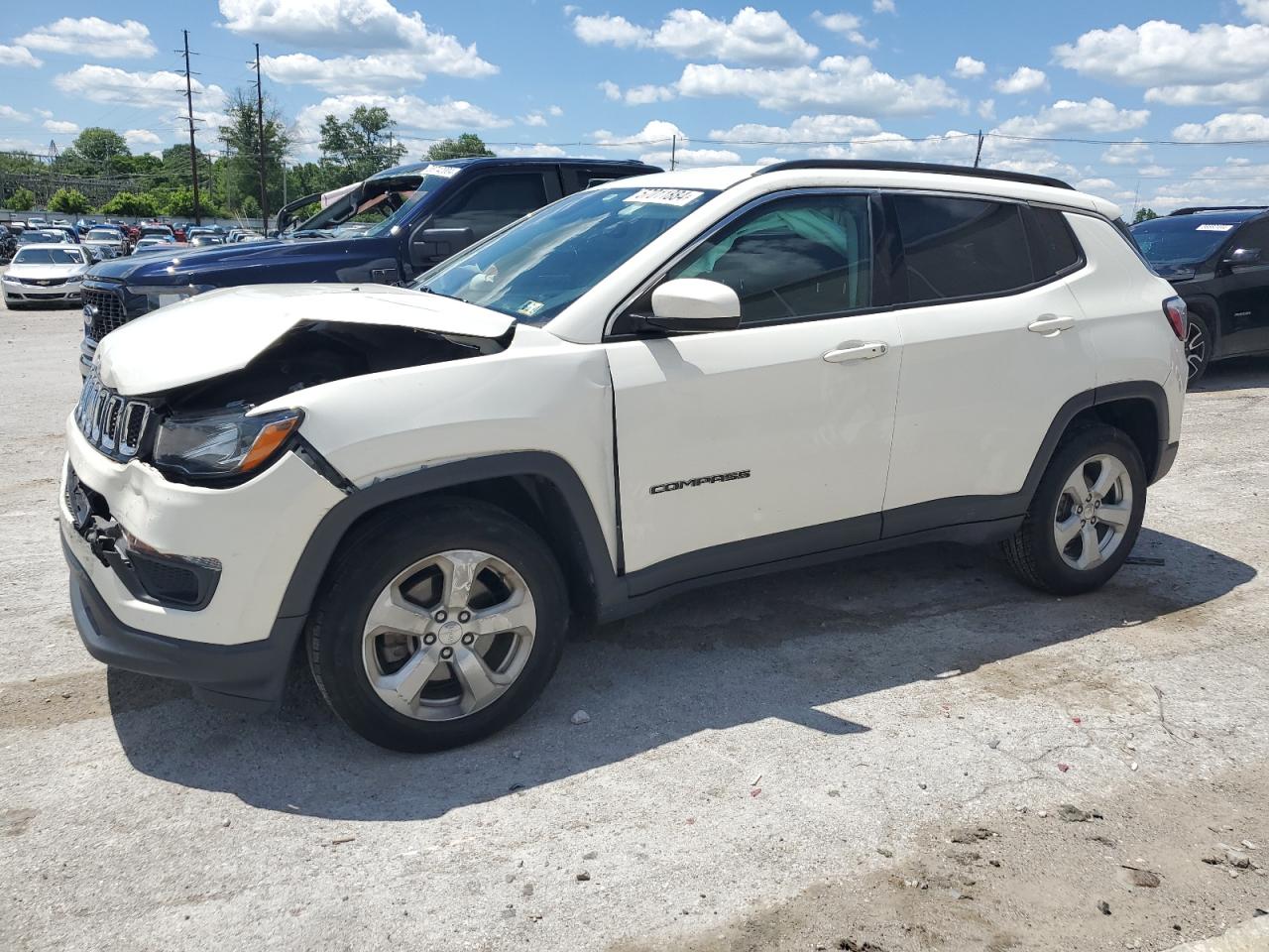 2018 Jeep Compass Latitude vin: 3C4NJDBB6JT480932