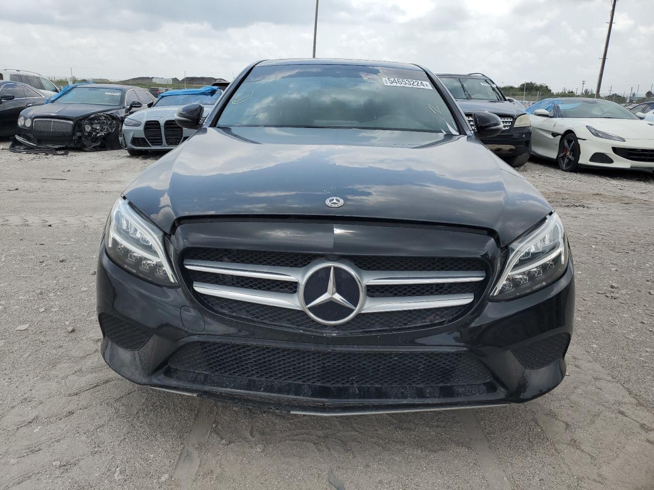 2019 Mercedes-Benz C 300 vin: 55SWF8DB9KU300769