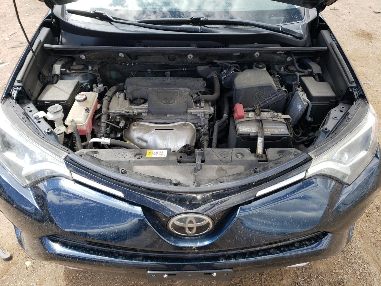 JTMRFREV6HJ155463 2017 Toyota Rav4 Xle