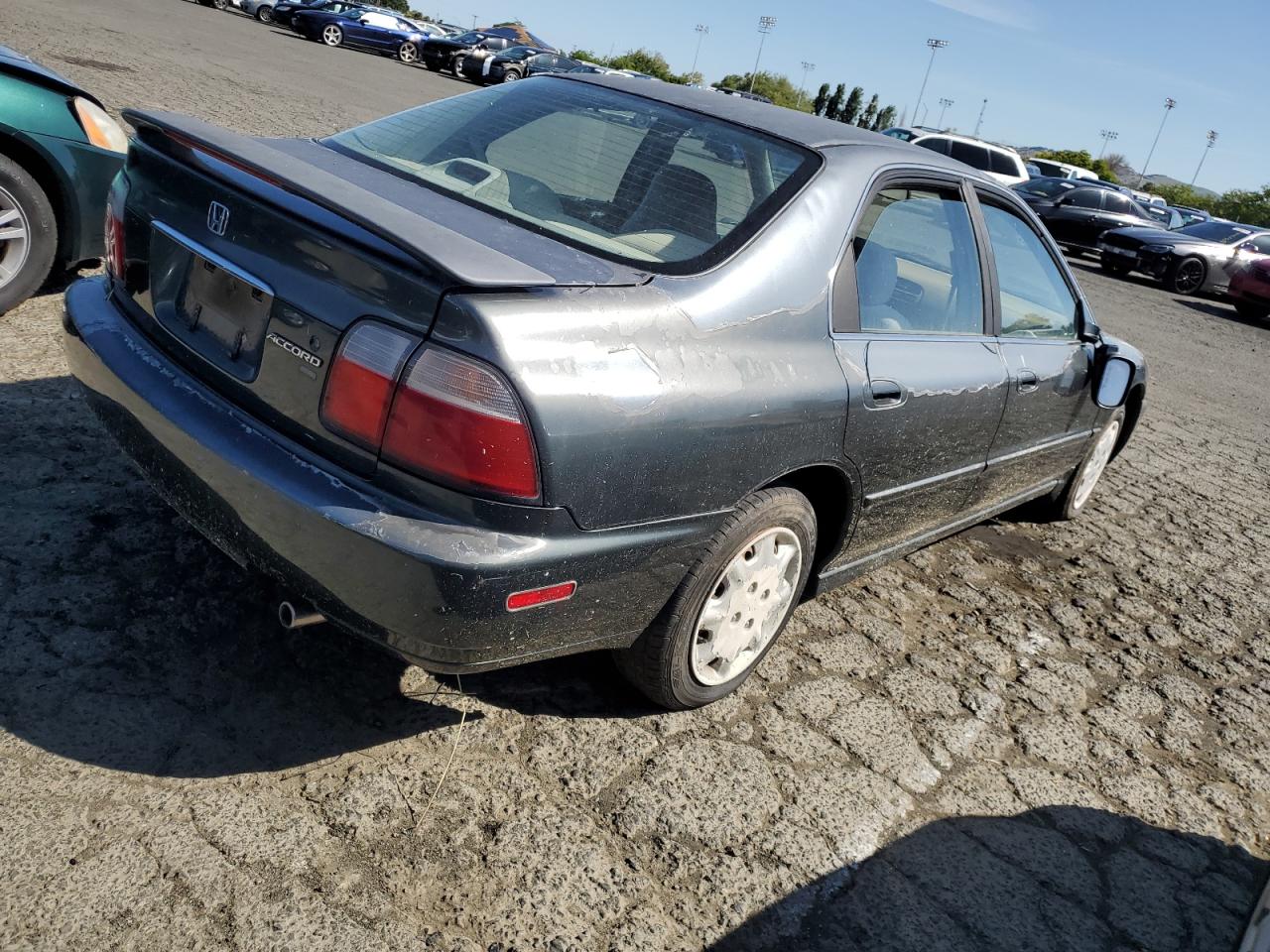 1HGCD5630VA227725 1997 Honda Accord Lx